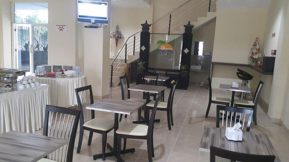 Ambulu Hotel Lojejer Εξωτερικό φωτογραφία